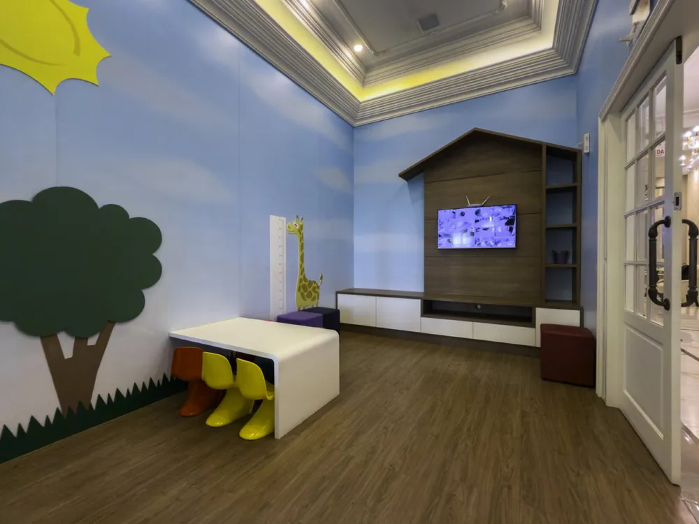 Apartamento para venda no bairro Meia Praia em Itapema
