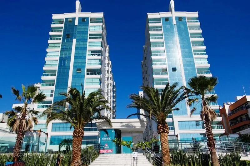 Apartamento 4 quartos para venda no bairro Meia Praia em Itapema