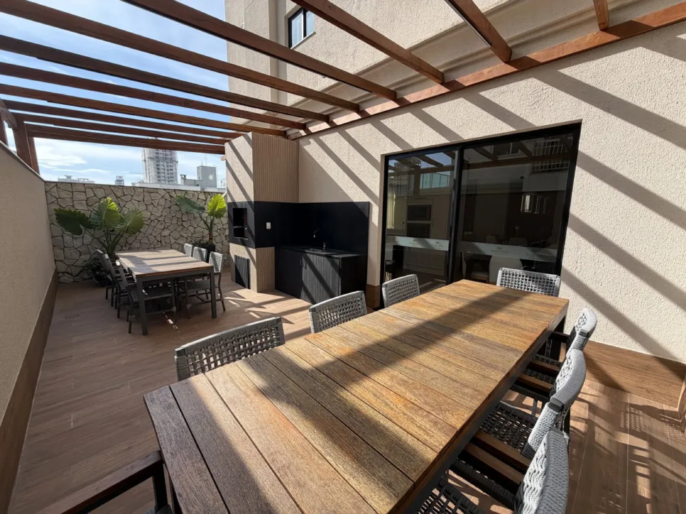 Apartamento para venda no bairro Meia Praia em Itapema