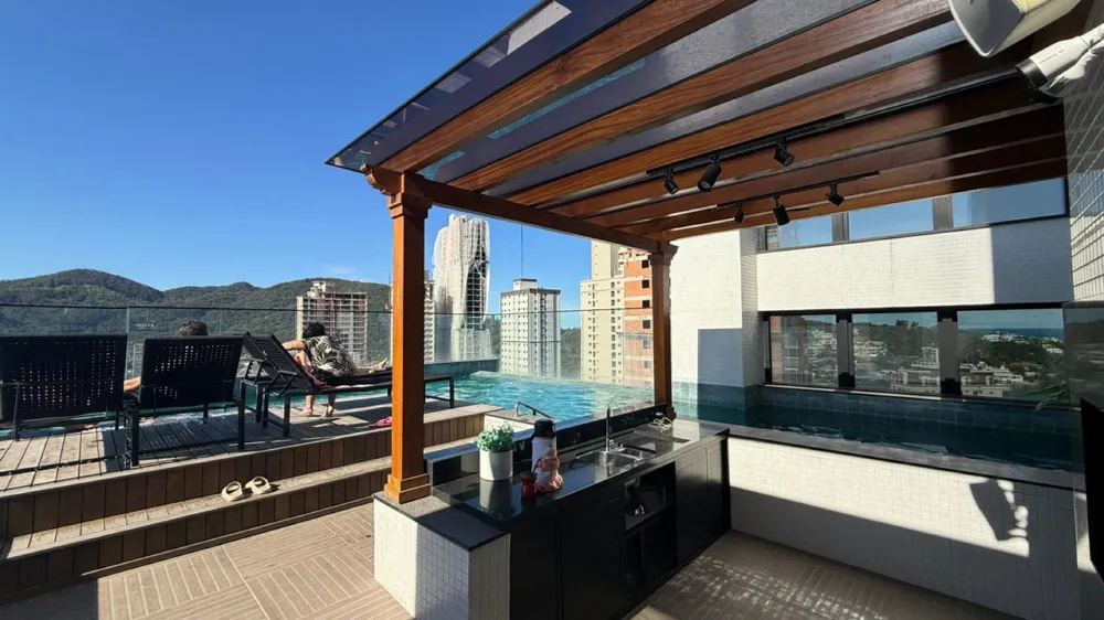Apartamento para venda no bairro Centro em Itapema