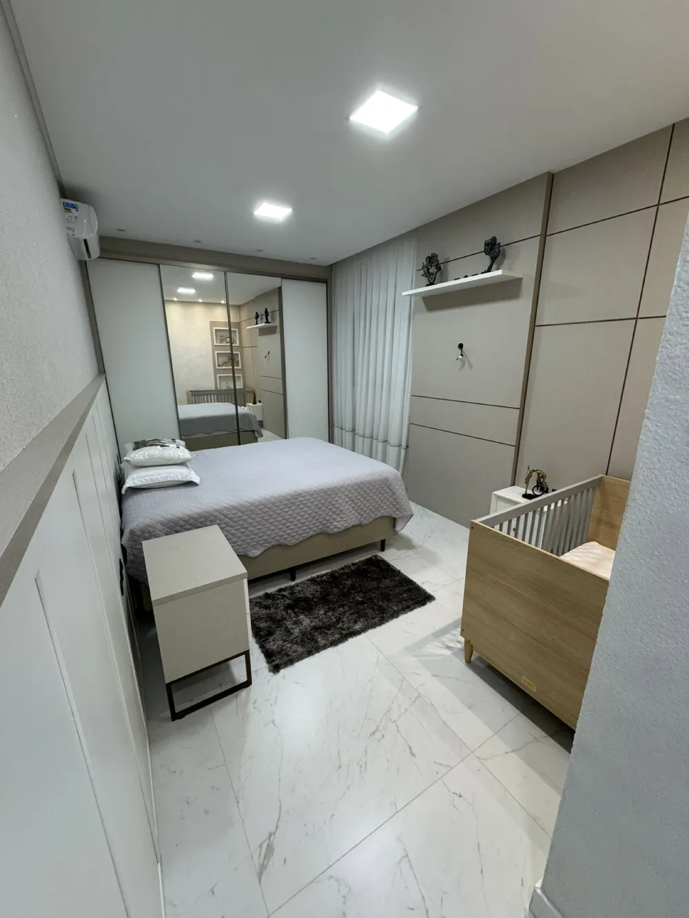 Apartamento para venda no bairro Meia Praia em Itapema