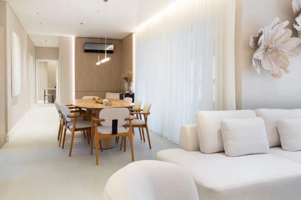 Apartamento para venda no bairro Meia Praia em Itapema