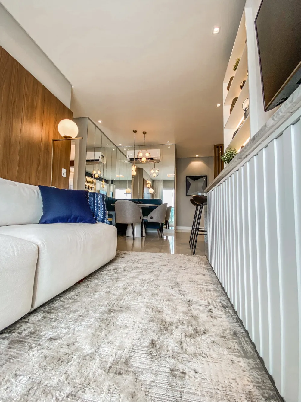 Apartamento para venda no bairro Meia Praia em Itapema