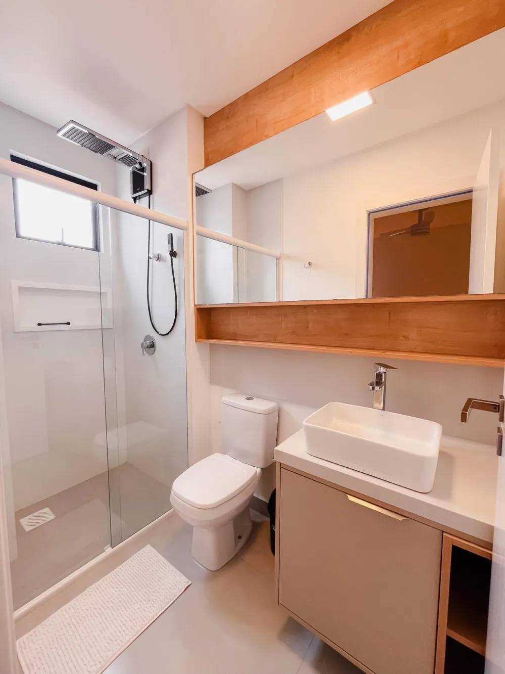 Apartamento para venda no bairro Meia Praia em Itapema