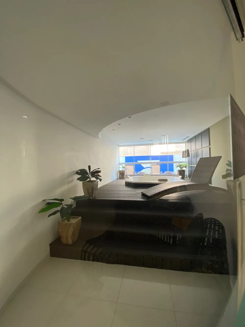 Apartamento para venda no bairro Meia Praia em Itapema