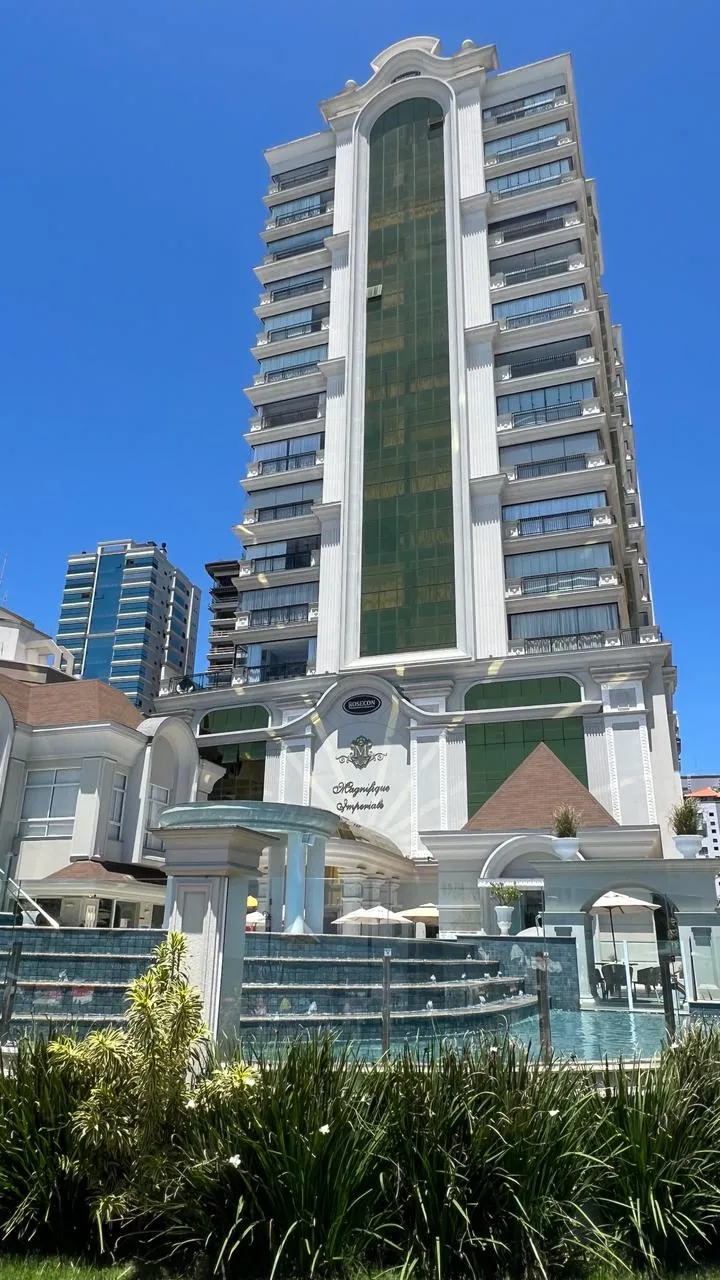 Apartamento 4 quartos para venda no bairro Meia Praia em Itapema