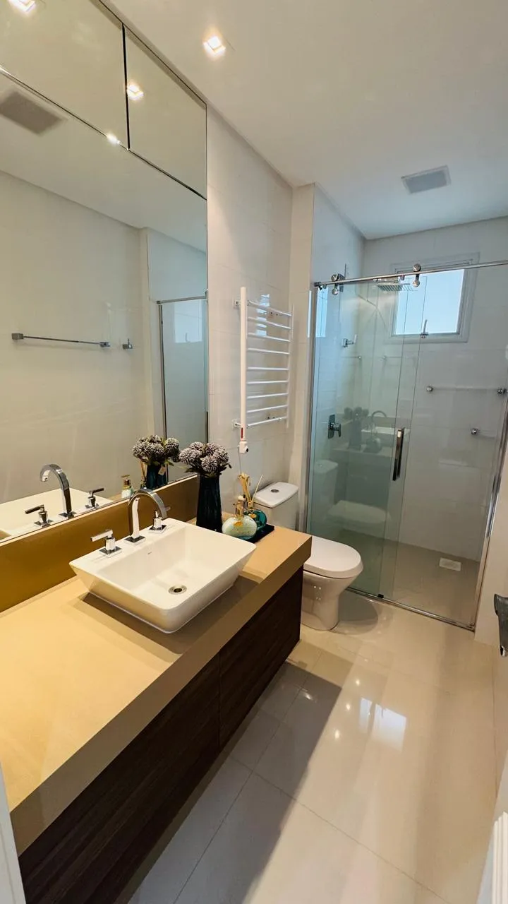 Apartamento 4 quartos para venda no bairro Meia Praia em Itapema
