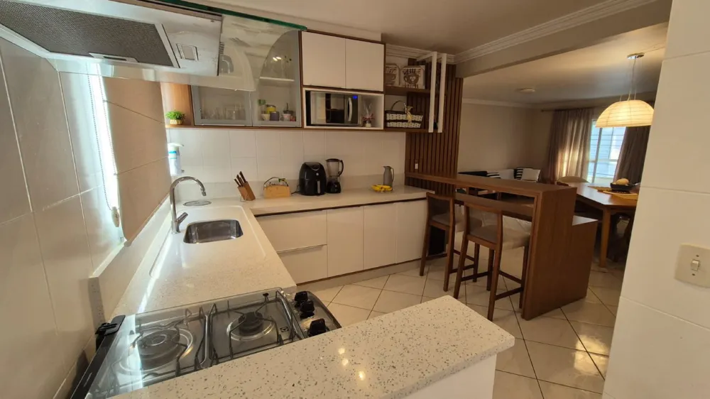 Apartamento para venda no bairro Meia Praia em Itapema