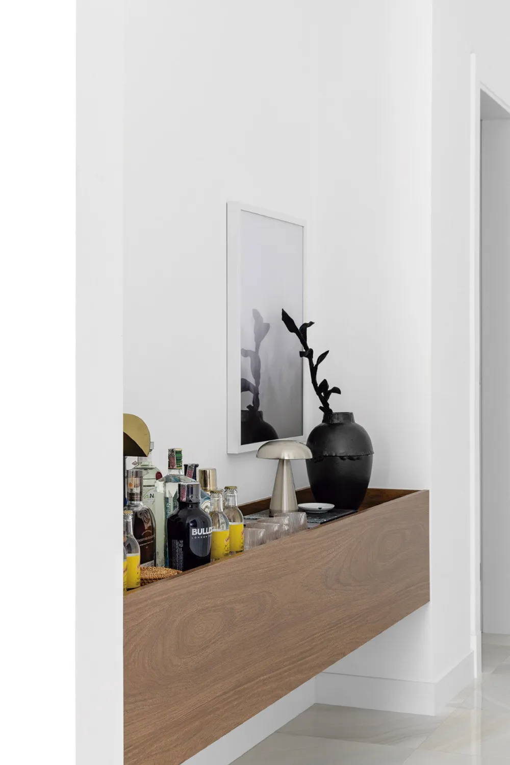Apartamento para venda no bairro Meia Praia em Itapema