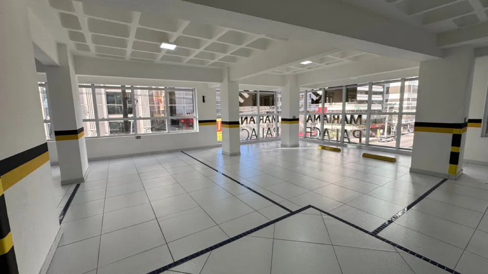 Apartamento para venda no bairro Meia Praia em Itapema