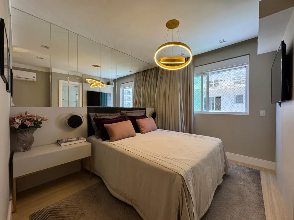 Apartamento para venda no bairro Meia Praia em Itapema