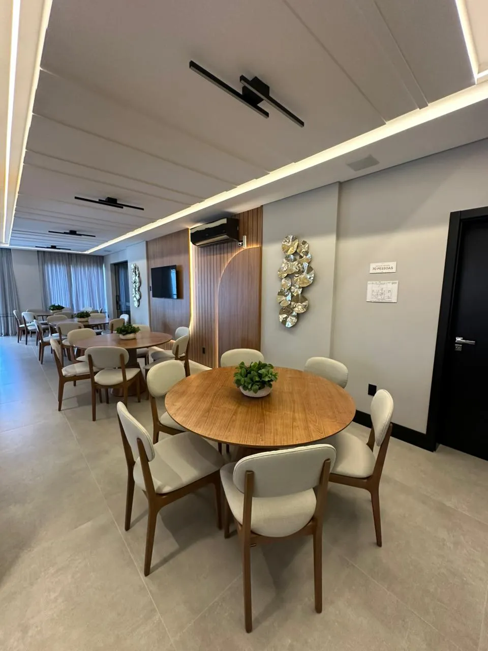Apartamento 3 quartos para venda no bairro Meia Praia em Itapema
