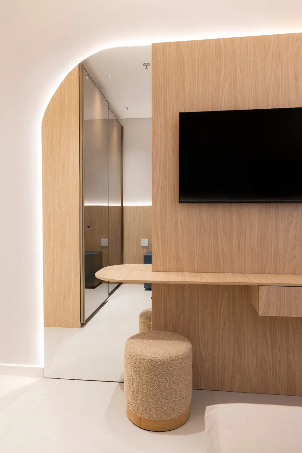 Apartamento para venda no bairro Meia Praia em Itapema