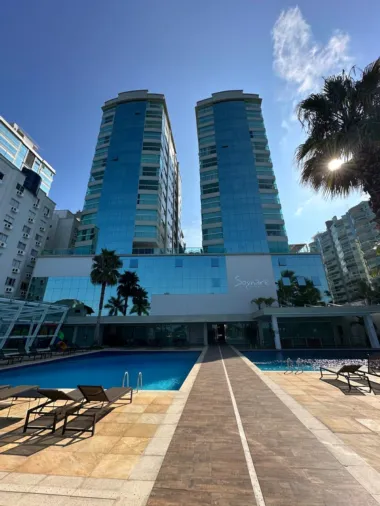 Apartamento 4 quartos para venda no bairro Meia Praia em Itapema