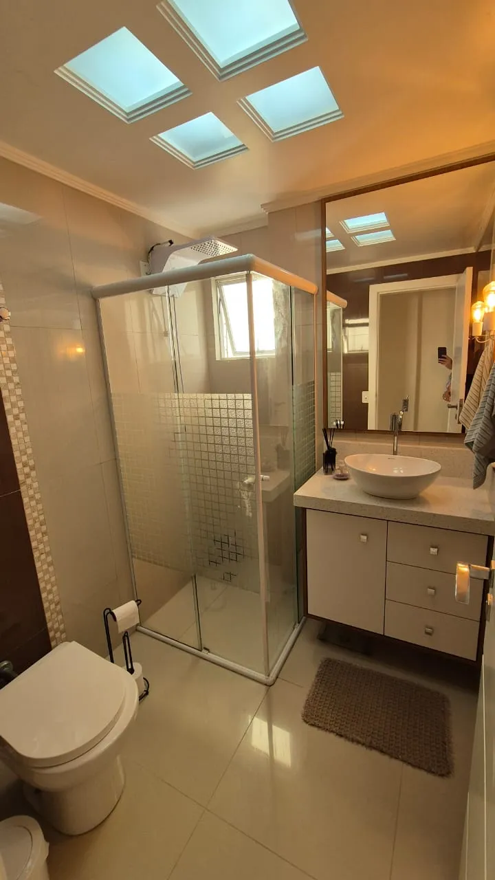 Apartamento para venda no bairro Meia Praia em Itapema