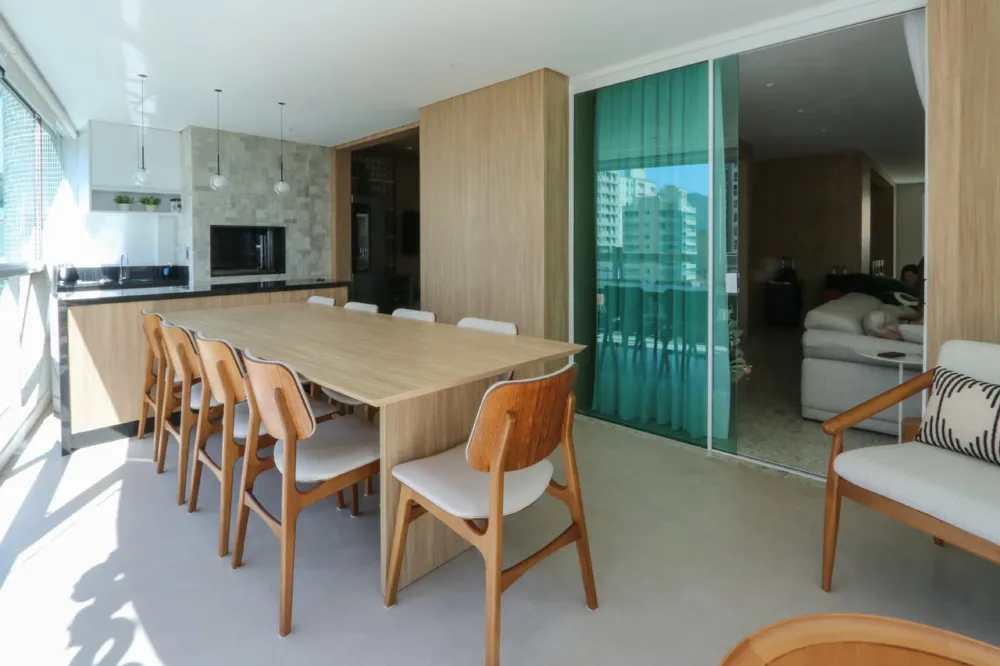 Apartamento 4 quartos para venda no bairro Meia Praia em Itapema