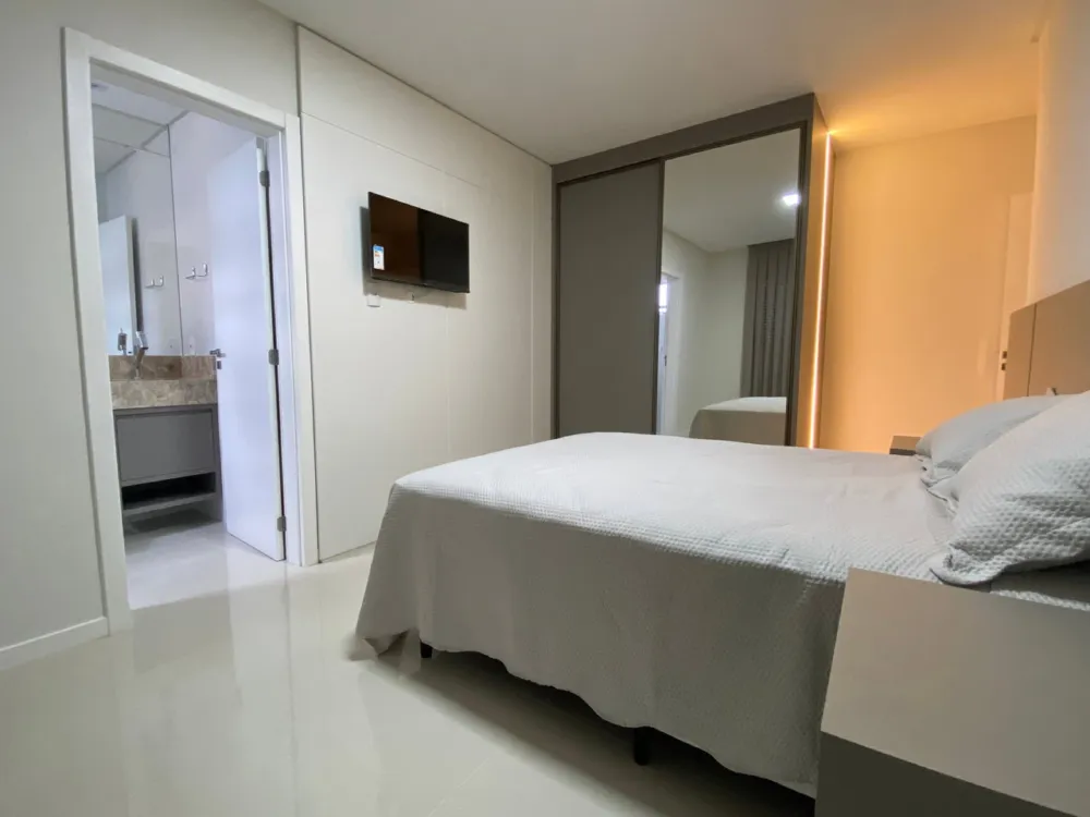 Apartamento 3 quartos para venda no bairro Meia Praia em Itapema