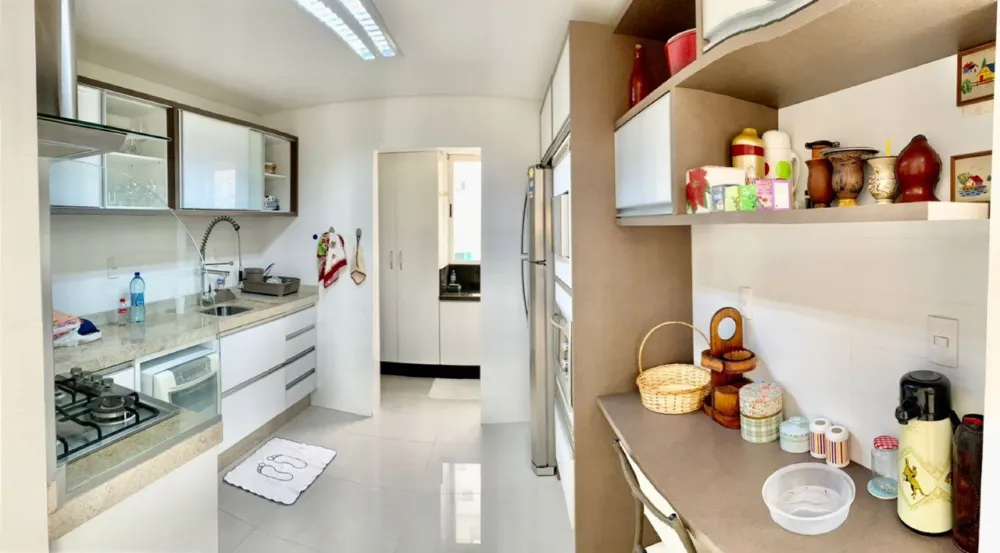Apartamento para venda no bairro Meia Praia em Itapema