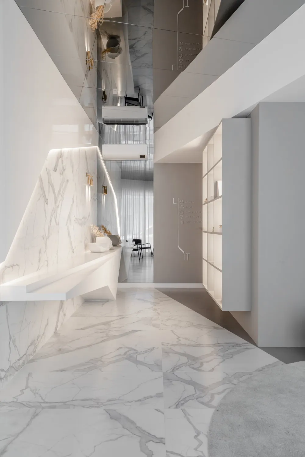 Apartamento para venda no bairro Meia Praia em Itapema