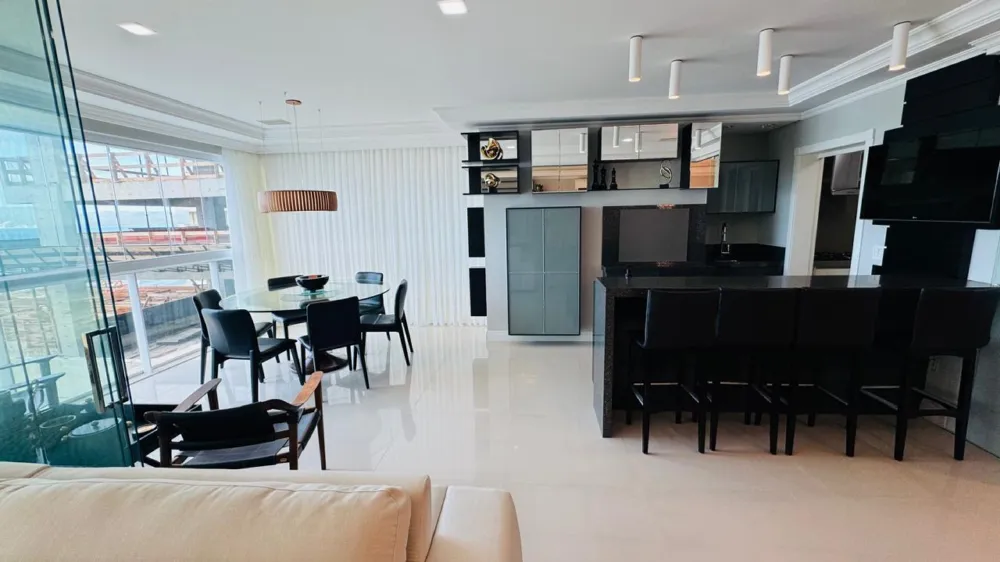 Apartamento 4 quartos para venda no bairro Meia Praia em Itapema