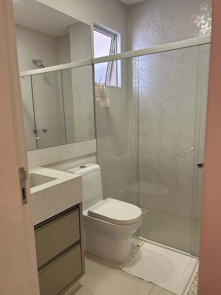 Apartamento para venda no bairro Meia Praia em Itapema