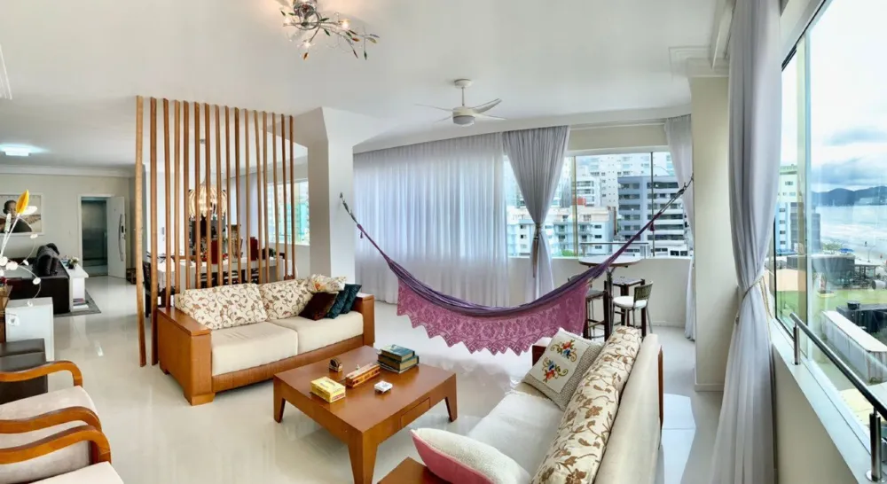 Apartamento para venda no bairro Meia Praia em Itapema