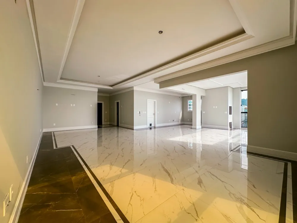 Apartamento para venda no bairro Meia Praia em Itapema