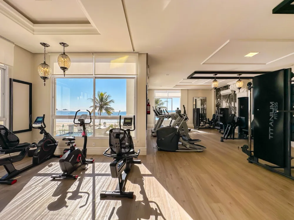 Apartamento para venda no bairro Meia Praia em Itapema