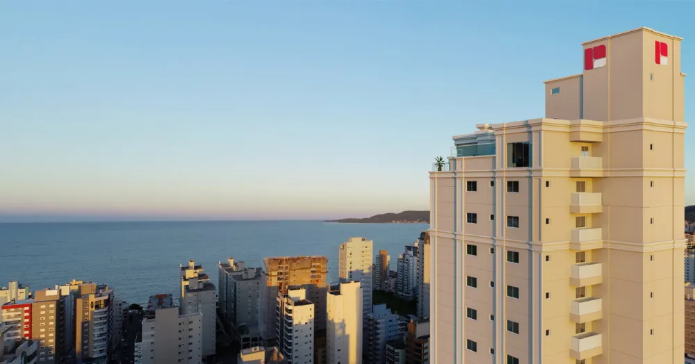 Apartamento para venda no bairro Meia Praia em Itapema