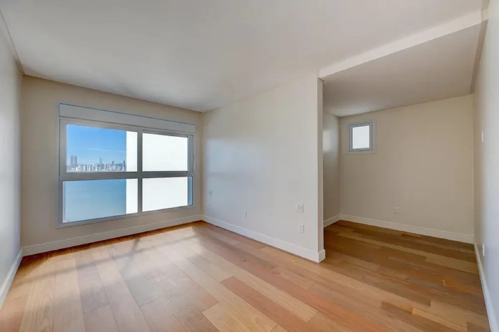 Apartamento para venda no bairro Pioneiros em Balneário Camboriú