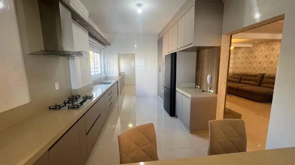 Apartamento 4 quartos para venda no bairro Meia Praia em Itapema