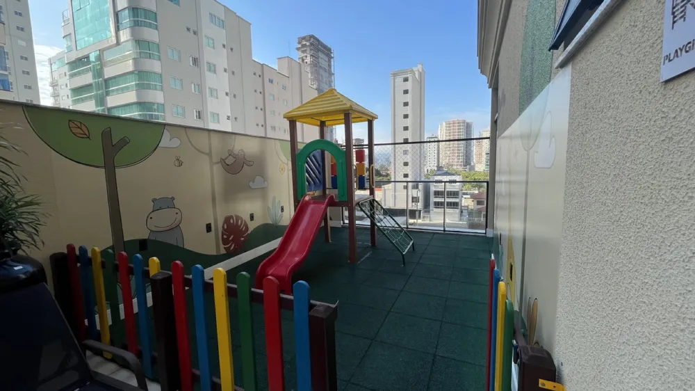 Apartamento para venda no bairro Meia Praia em Itapema