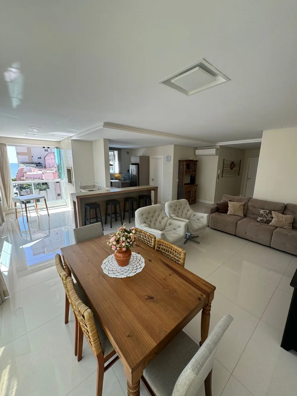 Apartamento 3 quartos para venda no bairro Meia Praia em Itapema
