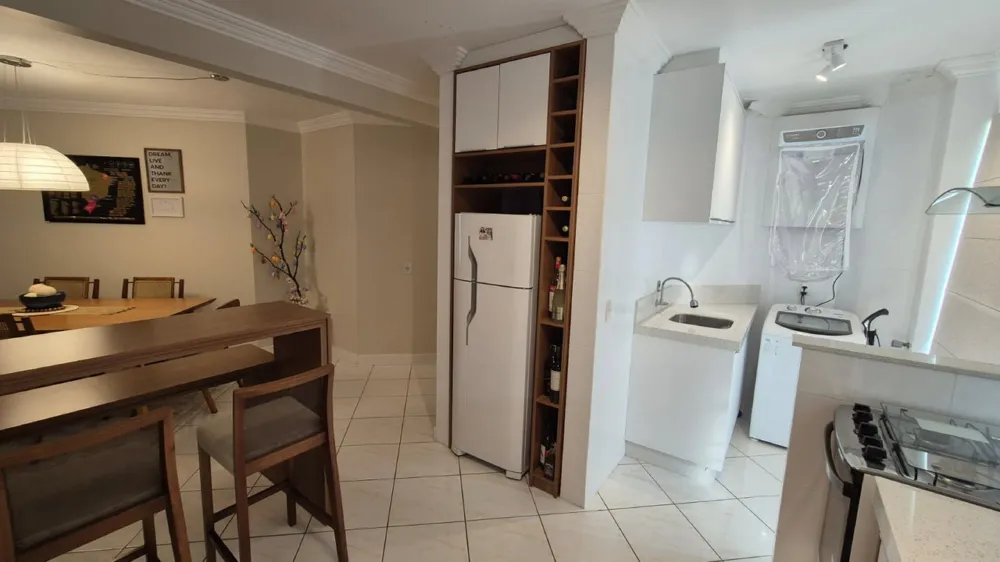 Apartamento para venda no bairro Meia Praia em Itapema