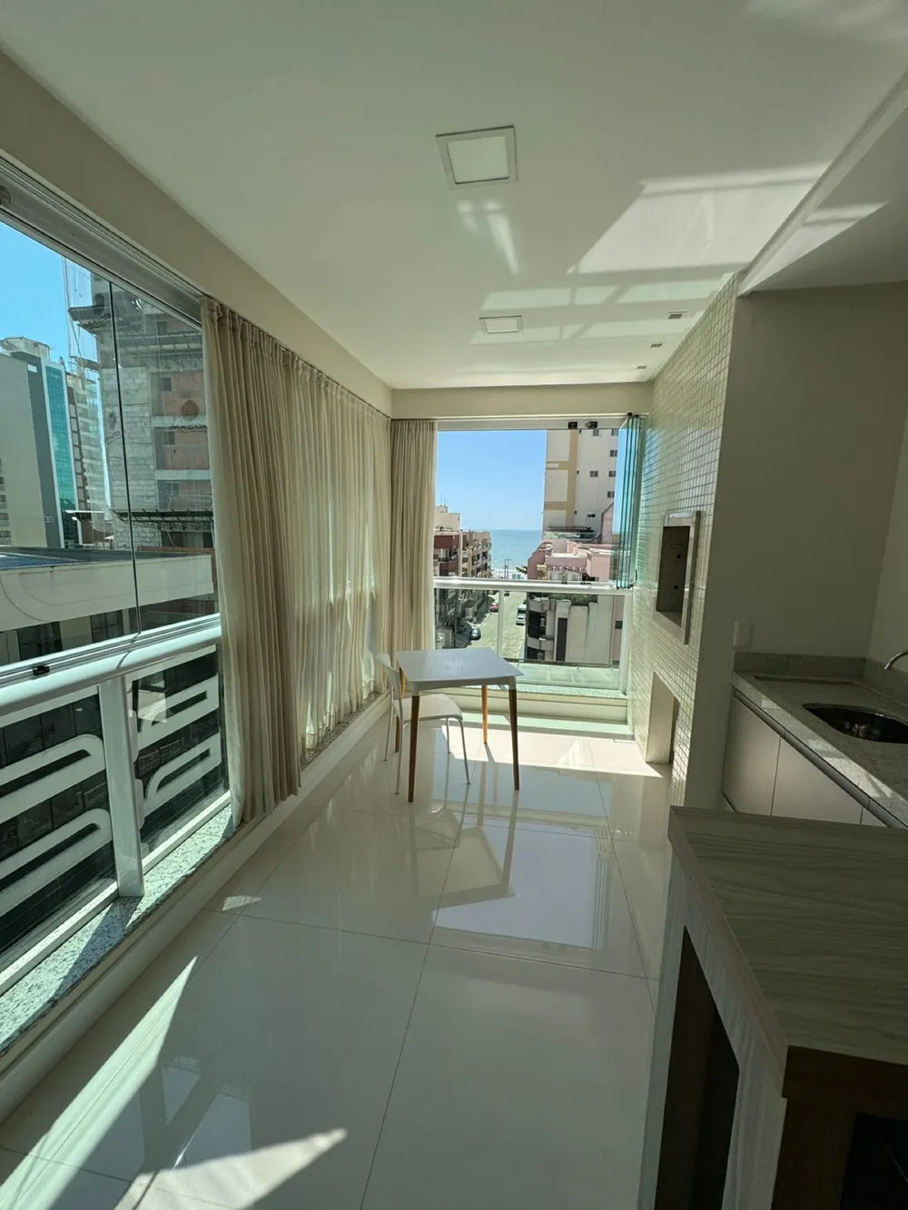 Apartamento 3 quartos para venda no bairro Meia Praia em Itapema