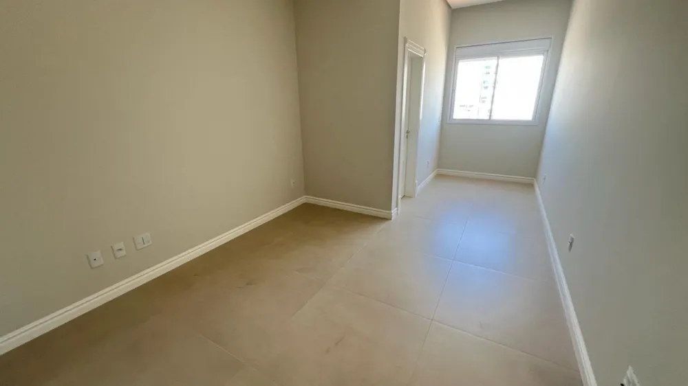 Apartamento 4 quartos para venda no bairro Meia Praia em Itapema