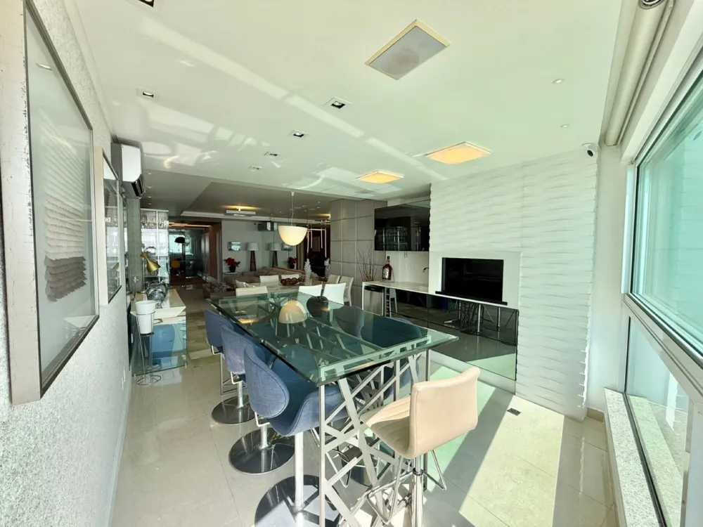 Apartamento para venda no bairro Centro em Balneário Camboriú