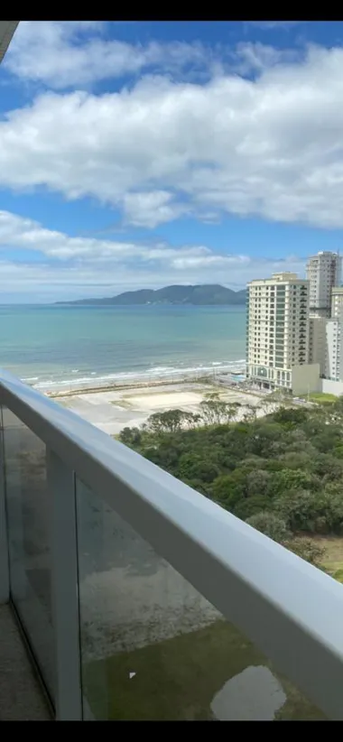 Imóvel em Meia Praia
