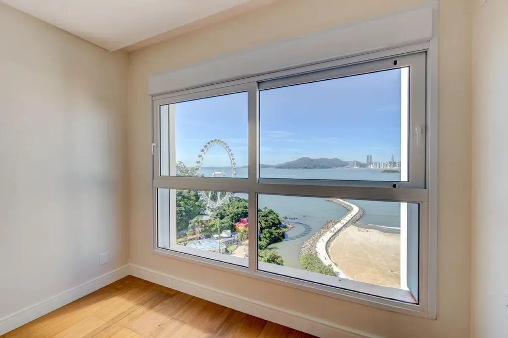 Apartamento para venda no bairro Pioneiros em Balneário Camboriú