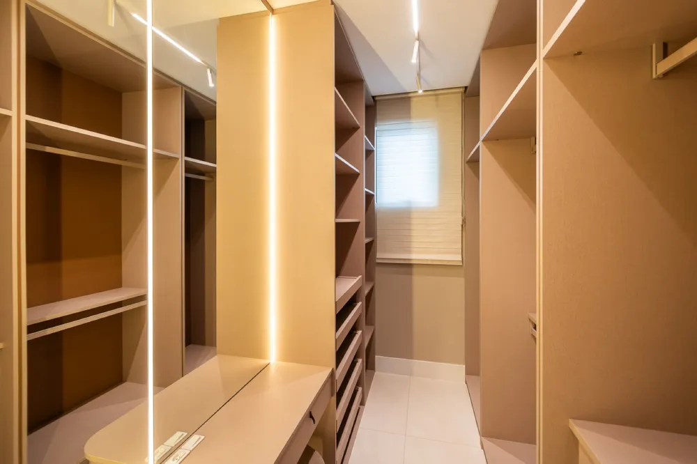 Apto. Cobertura 4 quartos para venda no bairro Pioneiros em Balneário Camboriú