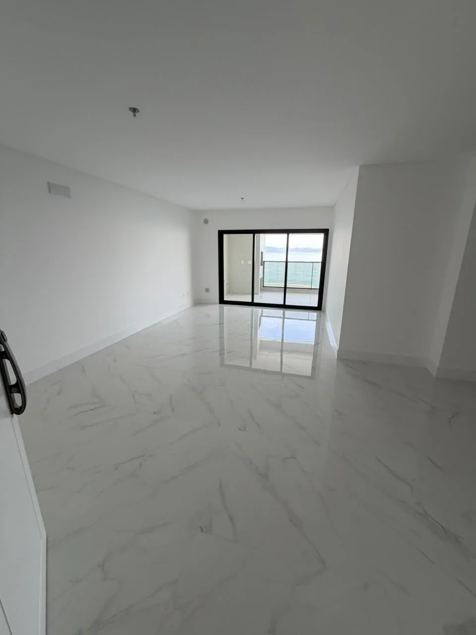 Apartamento 3 quartos para venda no bairro Centro em Itapema