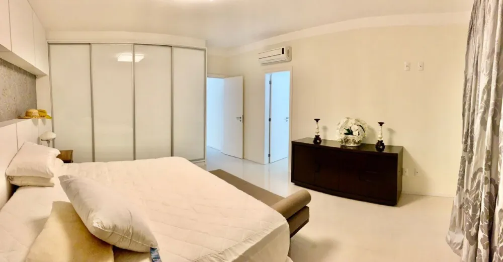 Apartamento para venda no bairro Meia Praia em Itapema