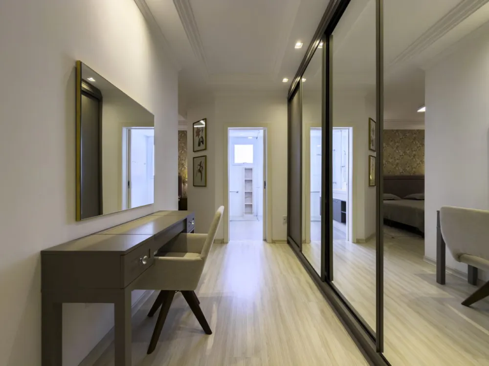 Apartamento para venda no bairro Meia Praia em Itapema