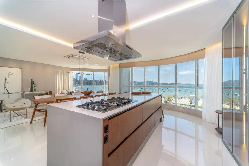 Apartamento para venda no bairro Centro em Balneário Camboriú