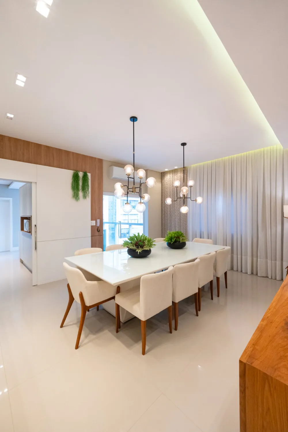 Apartamento para venda no bairro Meia Praia em Itapema