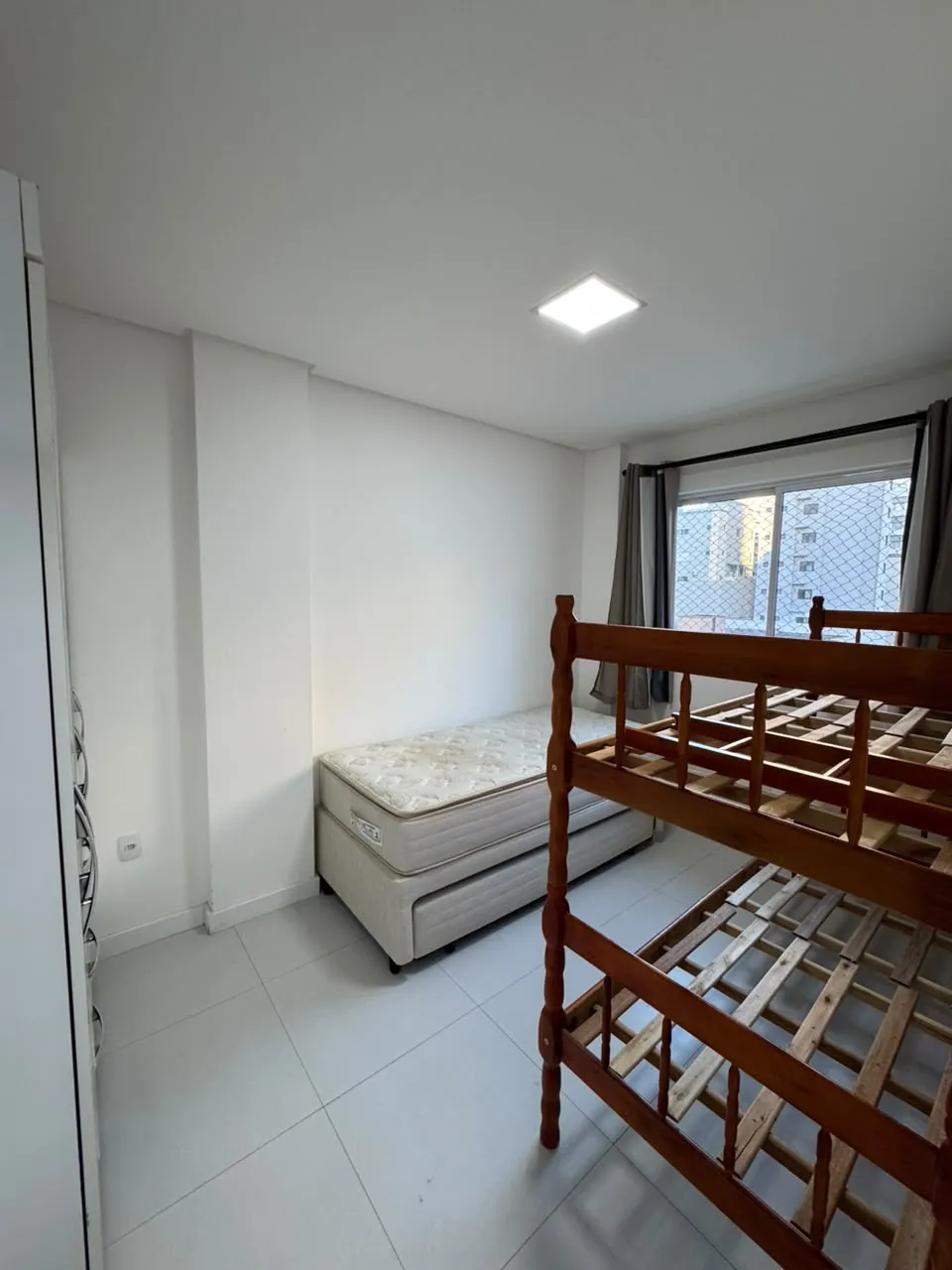 Apartamento 2 quartos para venda no bairro Meia Praia em Itapema