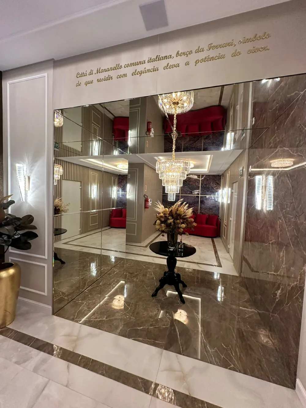 Apartamento para venda no bairro Meia Praia em Itapema