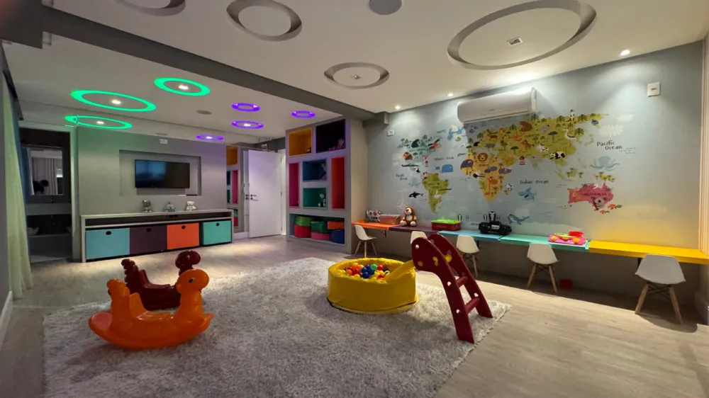 Apartamento para venda no bairro Meia Praia em Itapema