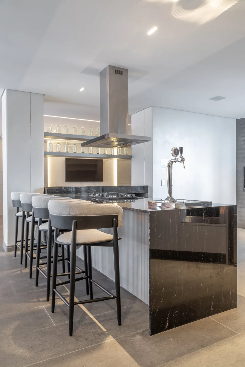 Apartamento 4 quartos para venda no bairro Centro em Balneário Camboriú