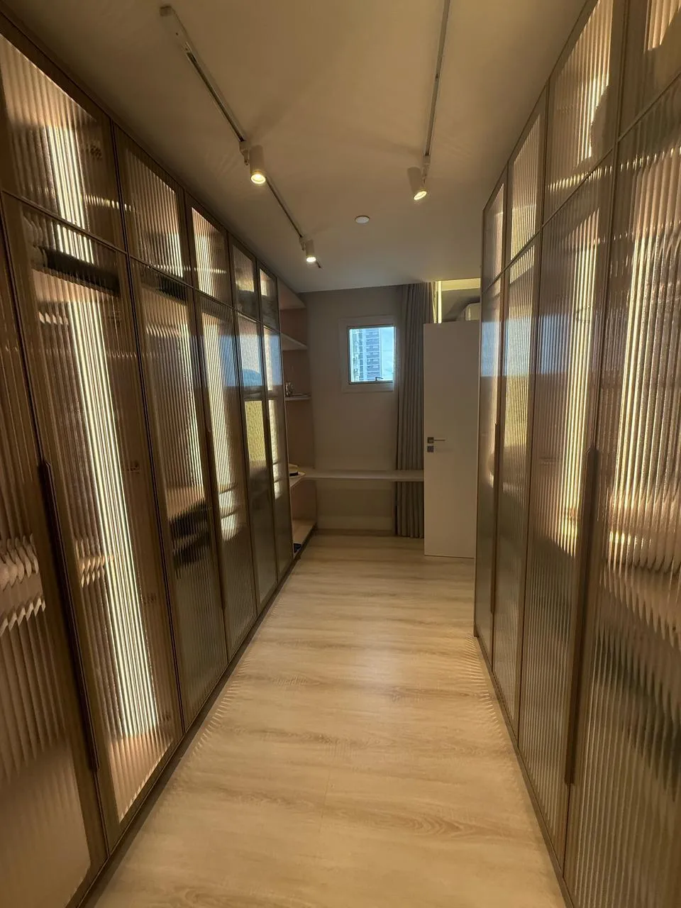 Apartamento para venda no bairro Centro em Balneário Camboriú